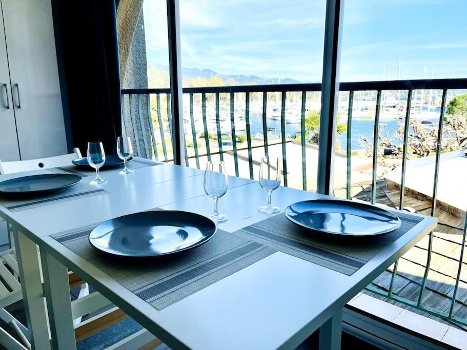 Appartement Sur Le Port Residence Marina Palmu Porto-Vecchio  Extérieur photo
